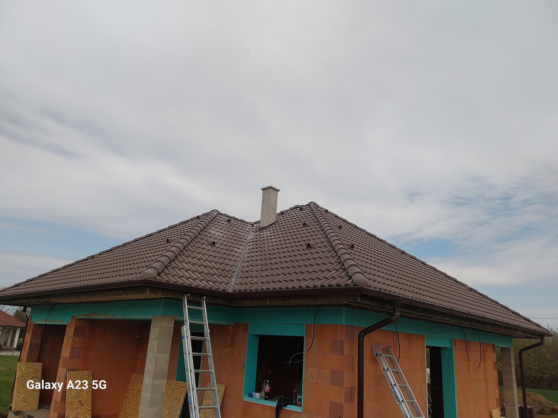 Tetőfedés 19 — tetőfedés